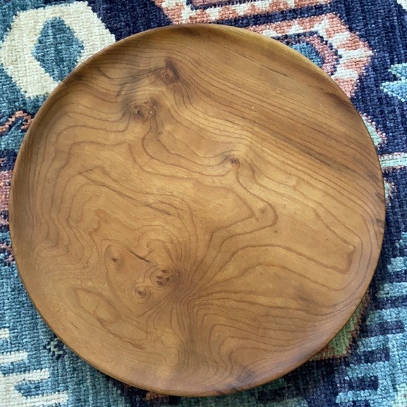 Myrtlewood wooden round tray modern farmhouse decor - Picture 10 of 16